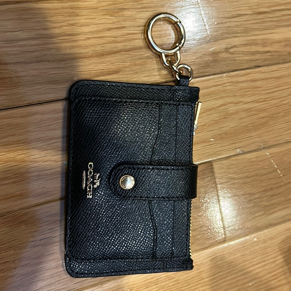 Key pouch